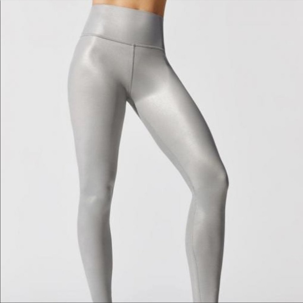 Alo Yoga High-Waist Shine Legging in Lead Shine Silver High Rise Athletic Active
